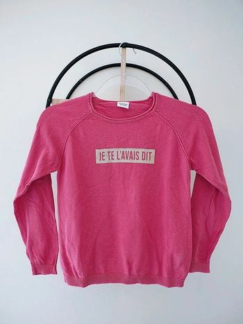 10 ans pull tape a l'oeil