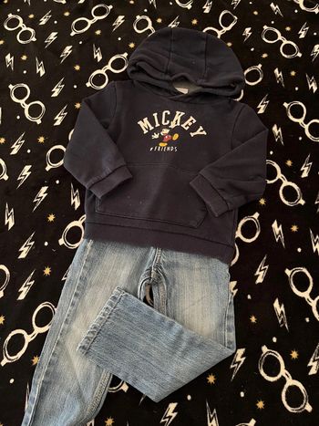Pull Mickey + jean 3 ans