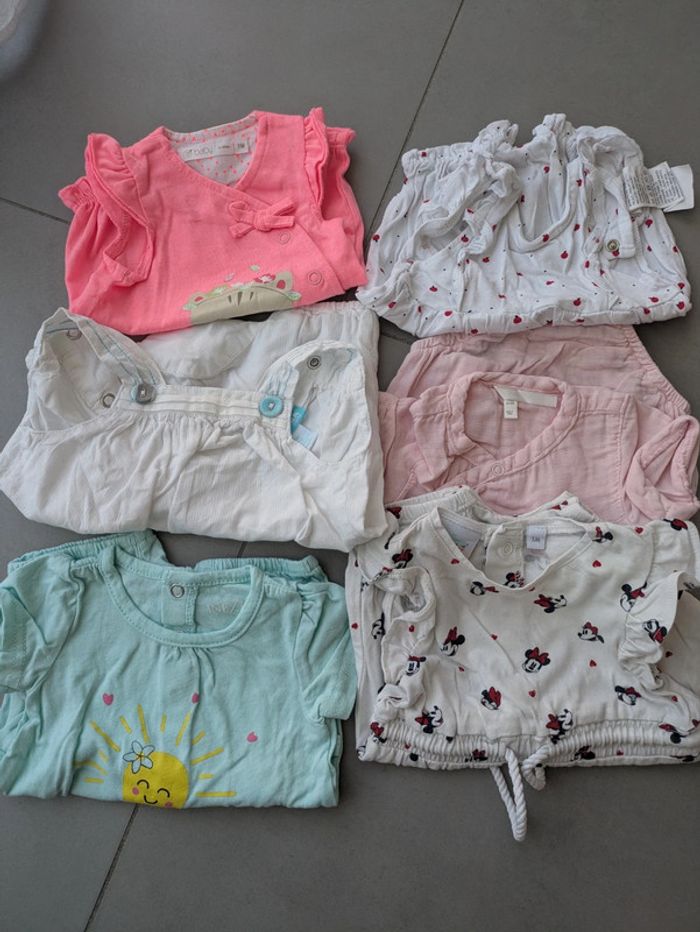 Lot 6 barboteuses 1 mois