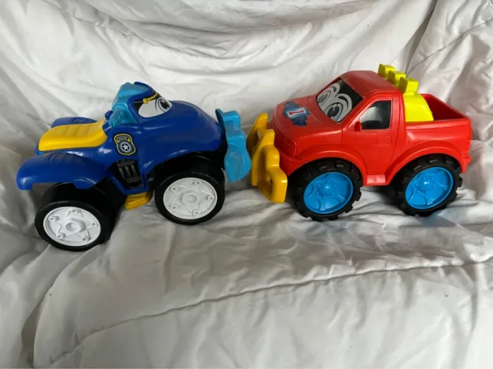 2 grosse Voiture - photo numéro 2
