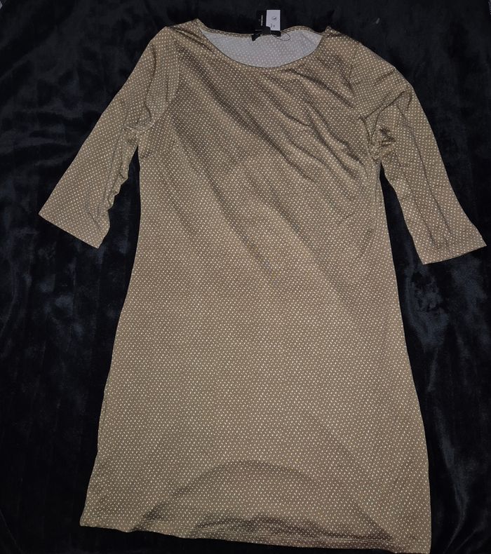 Robe moutarde  à pois - photo numéro 9