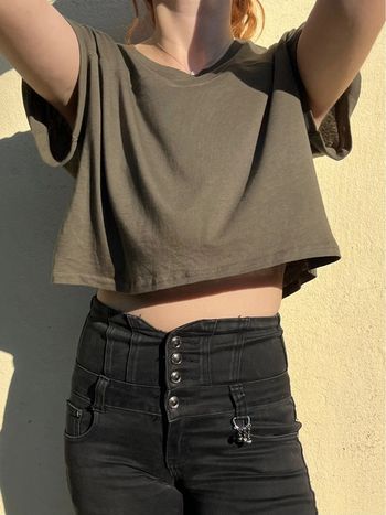 Crop top ample couleur kaki