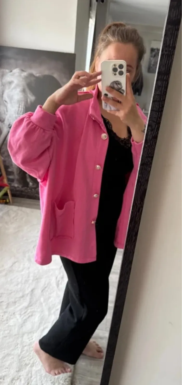👚🌻Gilet rose neuf - Style élégant et confort assuré- pretty icon - photo numéro 14