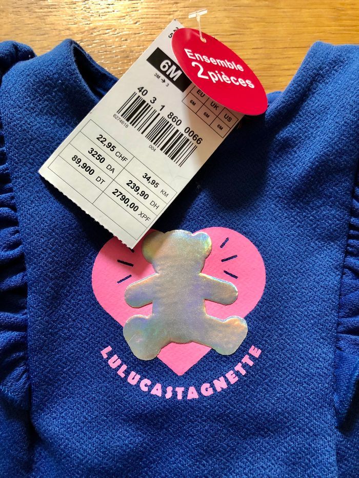 Ensemble 6 mois neuf - photo numéro 2