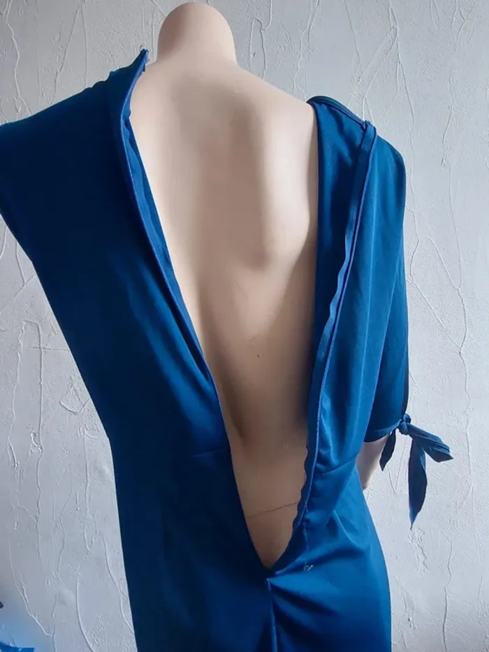Robe bleu pétrole élégante à motifs floraux Taille M - photo numéro 6