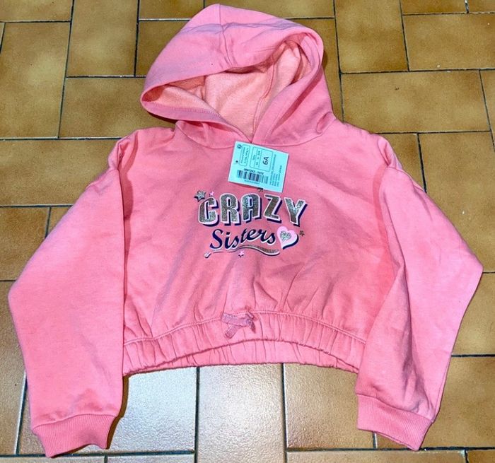 Sweat crop couleur rose motif crazy sisters avec paillettes taille 6 ans neuf - photo numéro 2