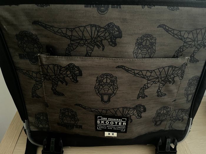 Cartable dinosaure - photo numéro 4