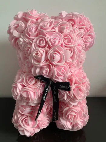 Ourson rose en roses artificielles Neuf 