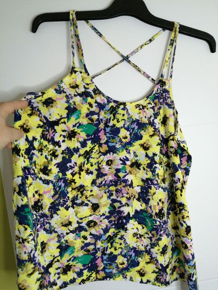 Débardeur fleuri femme T38 H&M - photo numéro 2
