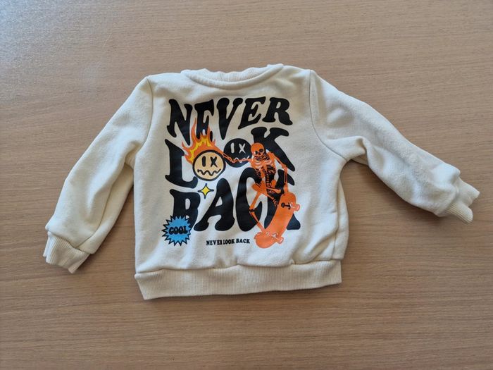 Pull blanc - photo numéro 3