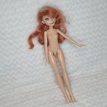 Poupée doll jouet disney hasbro anna de la reine des neiges 2