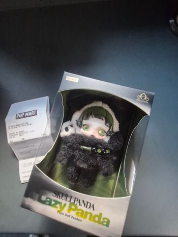 Figurine Skullpanda Lazy Panda Popmart neuve et emballé