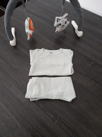 Ensemble h&m vert clair mixte