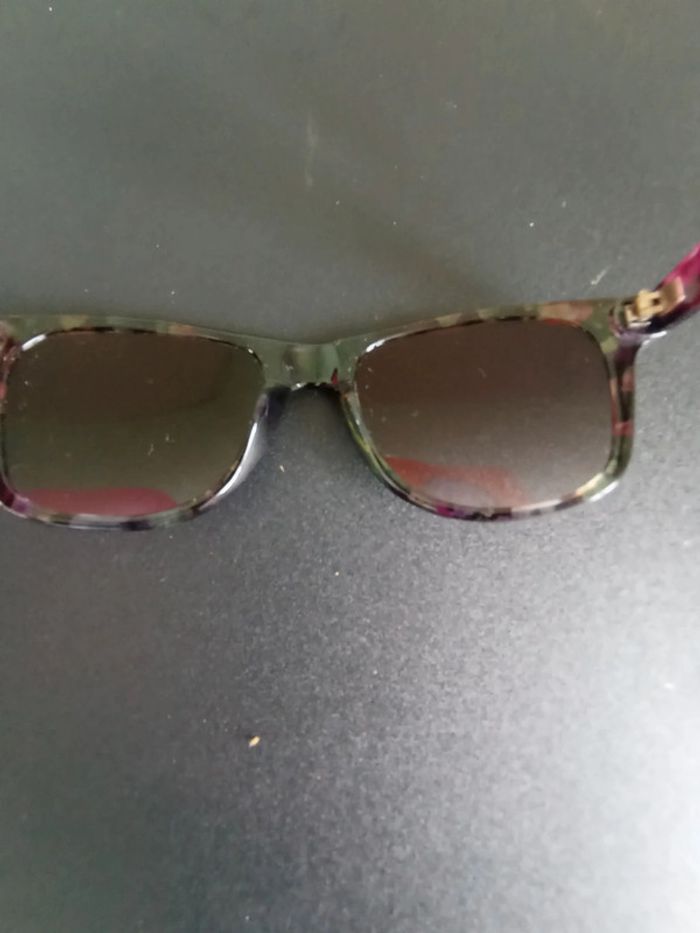 Lunettes de soleil femme - photo numéro 3