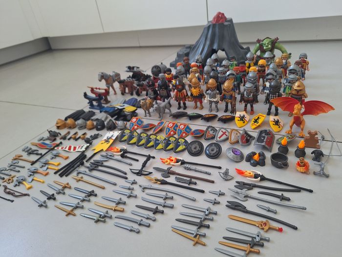 Gros lot playmobi 42l chevaliers guerriers - photo numéro 4