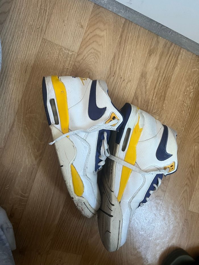 Chaussure nike - photo numéro 2