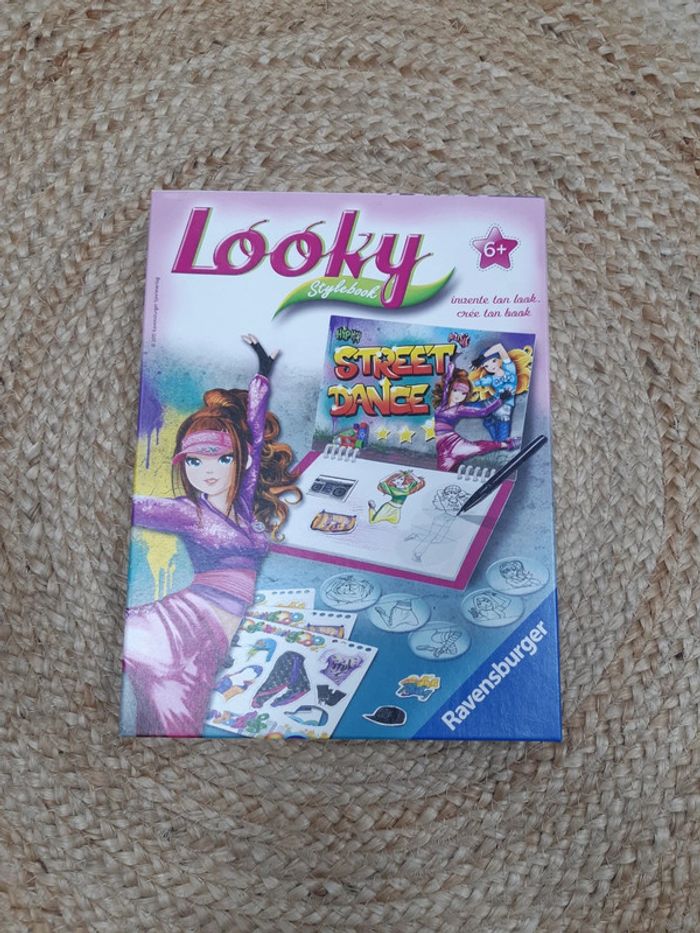 Looky stylebook Street Dance