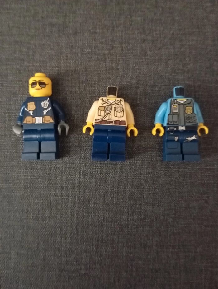 3 policier,élite police officier 8,swamp police et city motocycle female