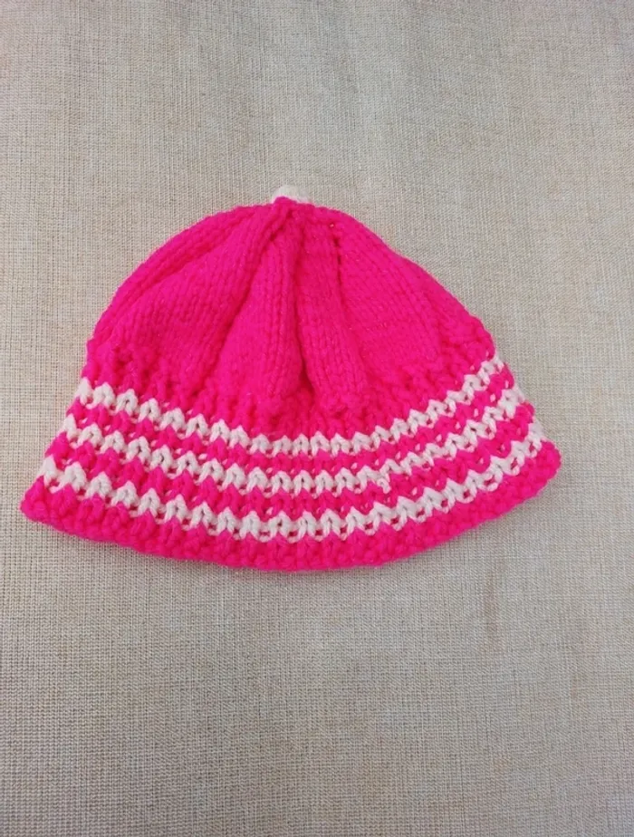 Bonnet tricoté fait main