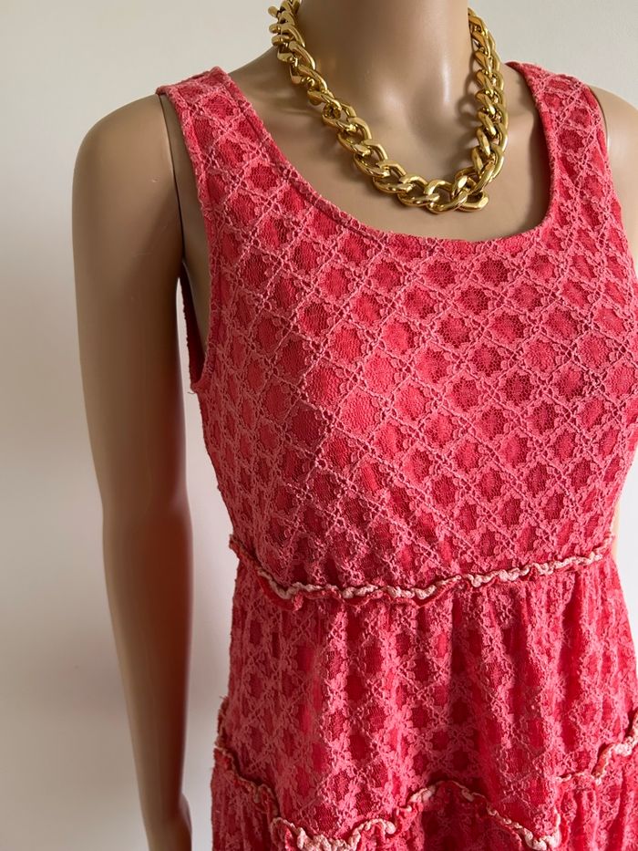 Robe rose corail en dentelle Molly Bracken taille 2 bon état - photo numéro 4