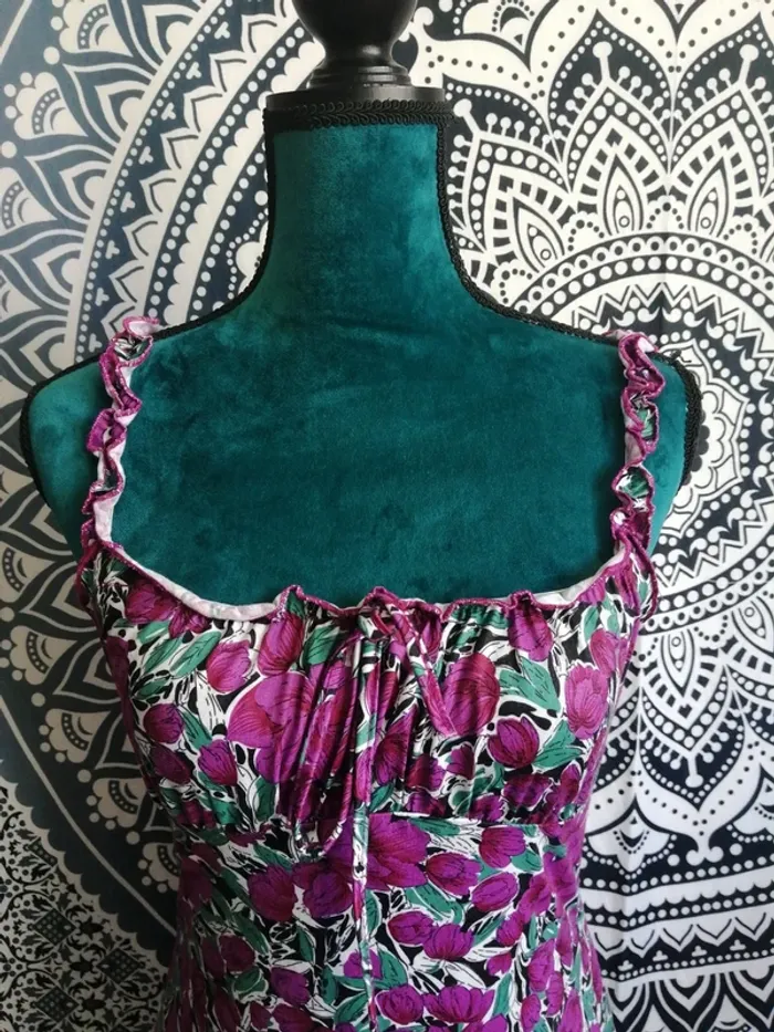 Robe moulante motifs tulipes violettes fines bretelles élastiques / shein / (L) - photo numéro 3