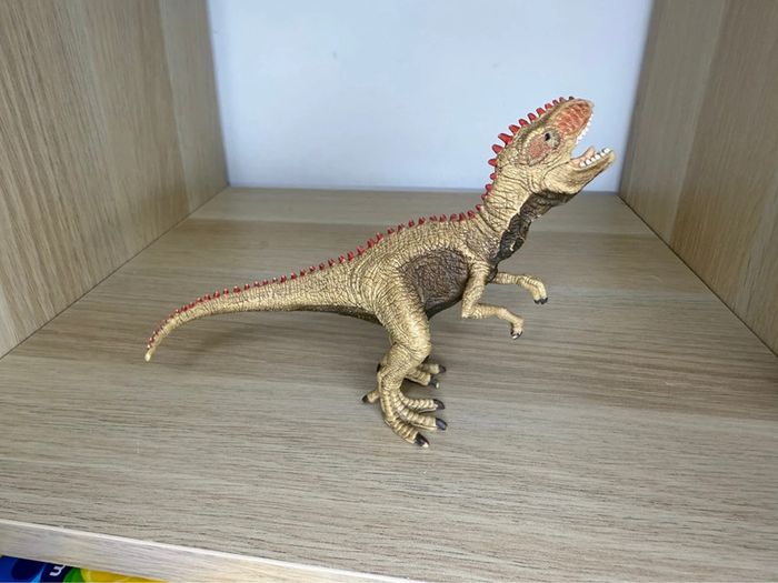 Bébé giganotosaurus schleich - photo numéro 2