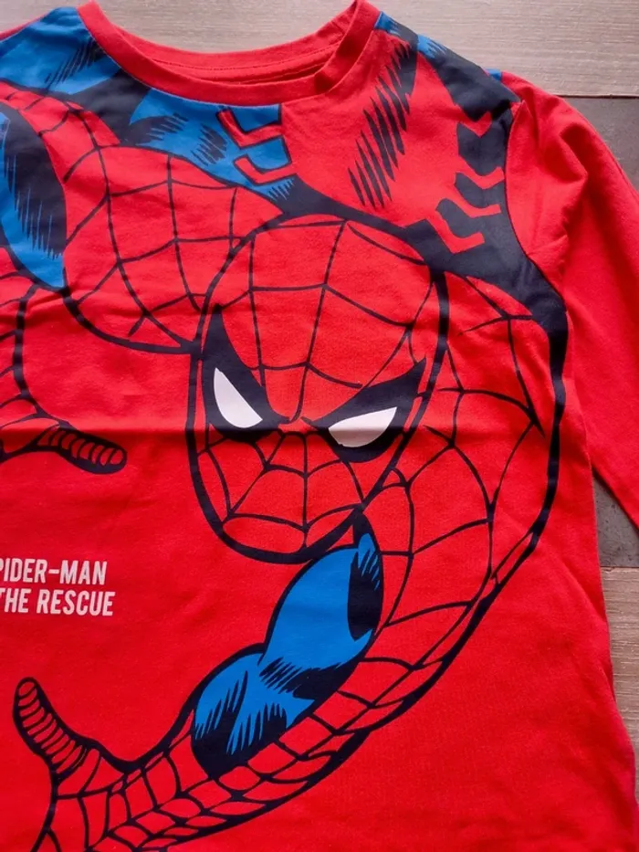 Tee-shirt Marvel 6-7 ans - photo numéro 2