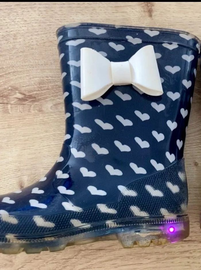 Bottes de pluie lumineuse pointure 27 - photo numéro 2
