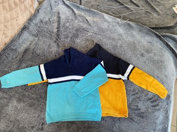 Lot 2 pulls garçons