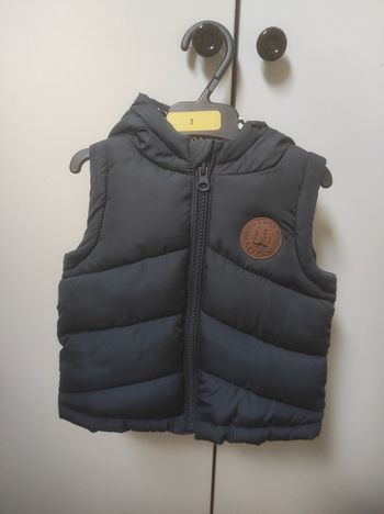 Doudoune sans manche à capuche - 9 mois