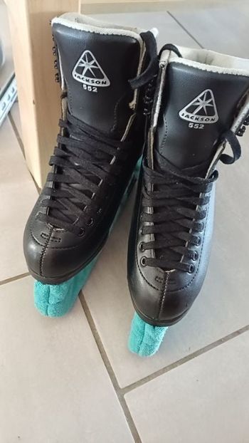 Patin à glace enfant