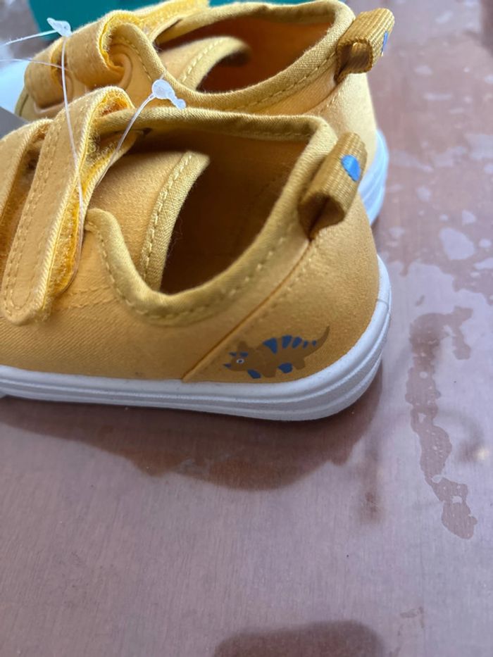 Chaussures Obaïbi jaune dino 22 - photo numéro 2