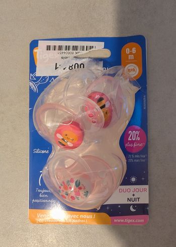 Tétines jour et nuit
