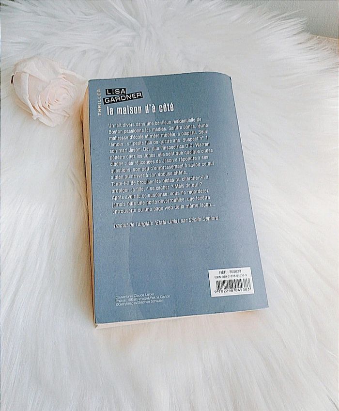 🦋 Livre La maison d'à côté 🦋 - photo numéro 3