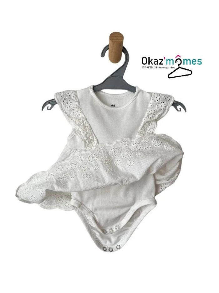 Robe d’été blanche à body intégré - H&M 62cm (2-4 mois) - photo numéro 2