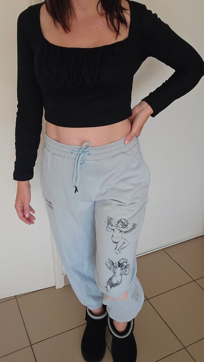 Jogging bershka taille xs - photo numéro 2