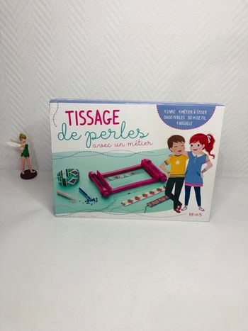 Tissage de perles avec un métier 