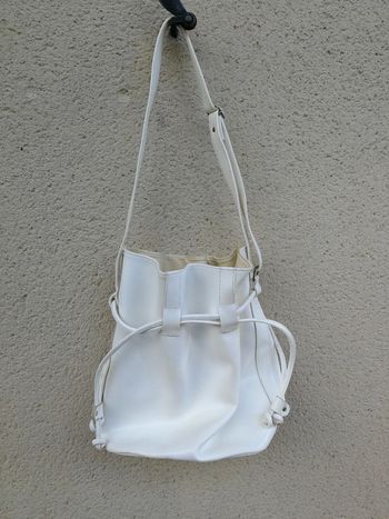 Sac blanc baluchon simili cuir blanc