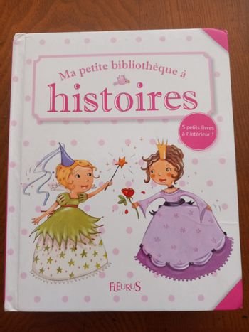 Coffret m'a petite bibliothèque à histoires