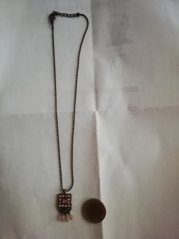 Magnifique collier vintage fin et chic