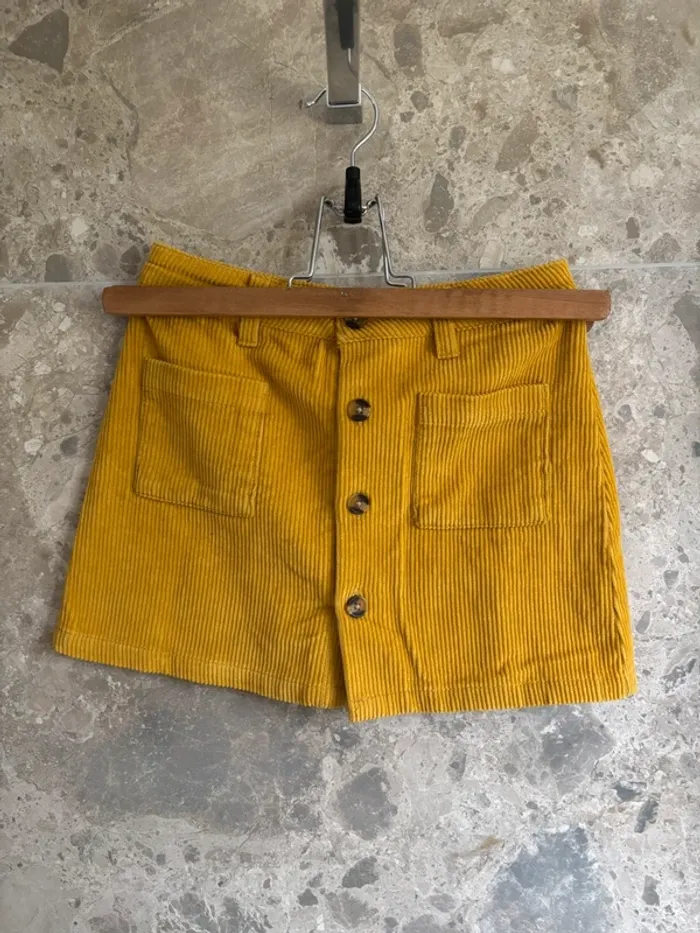 Jupe velours moutarde Kiabi