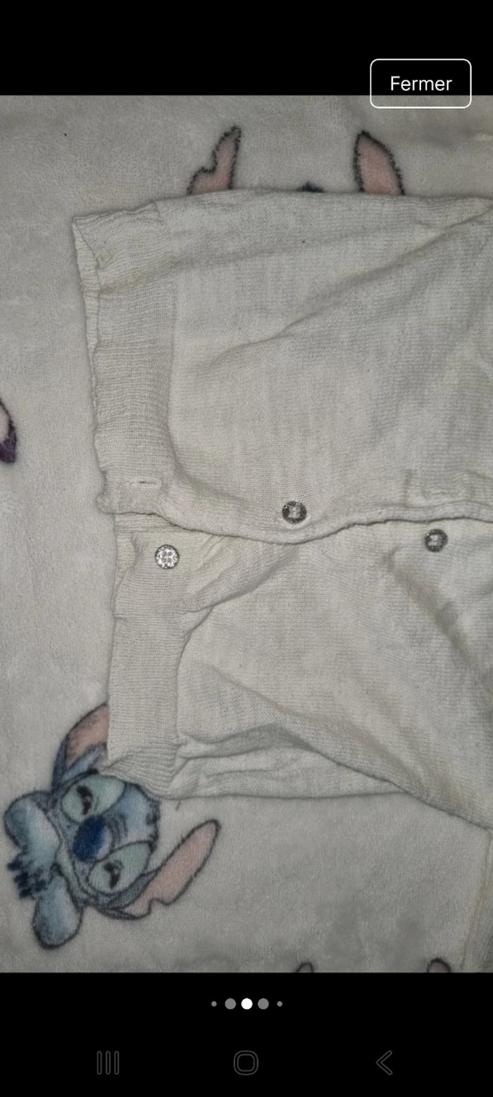 Gilet 6 mois en très bon état - photo numéro 5