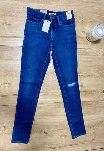 jean 311 Shaping Skinny neuf avec étiquette valeur 110€