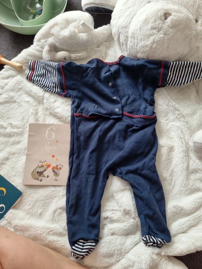 Pyjama 6 mois - photo numéro 4
