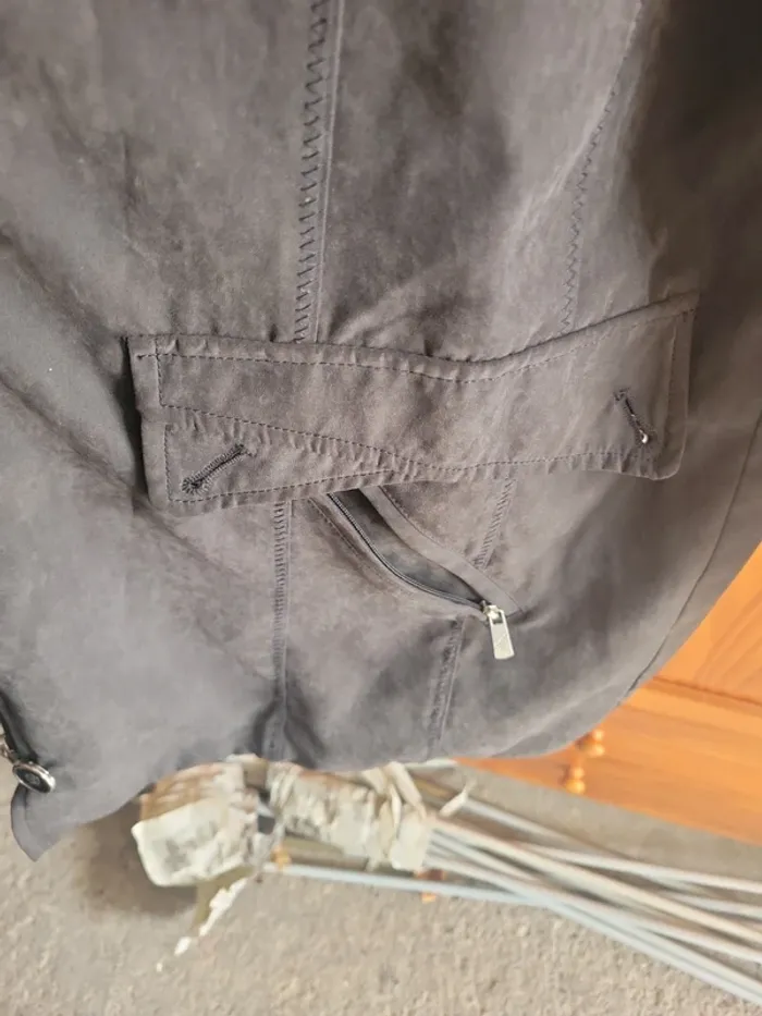 Jolie veste taille 42/44 - photo numéro 3