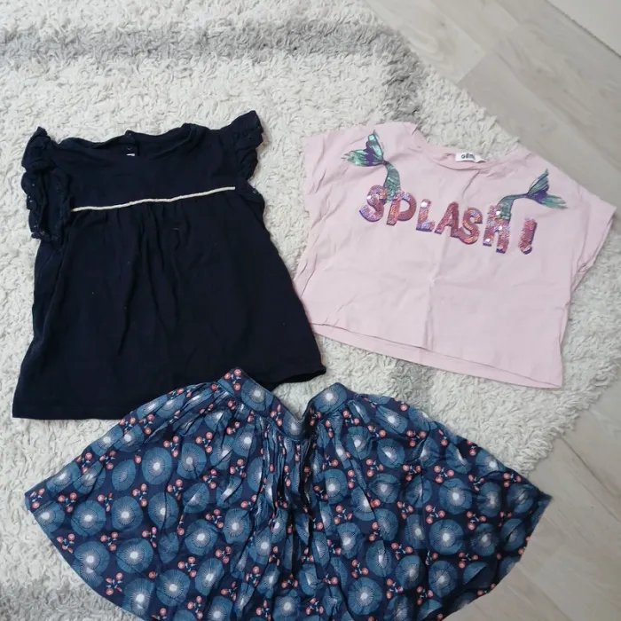 Lot 4 ans fille