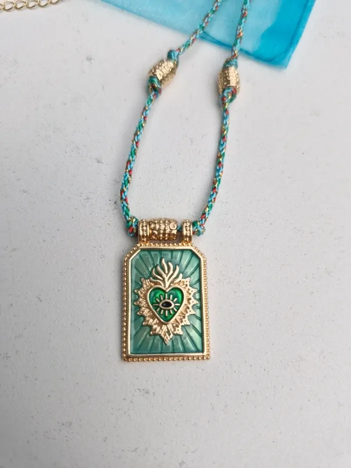 Collier Talisman turquoise ex-voto vert