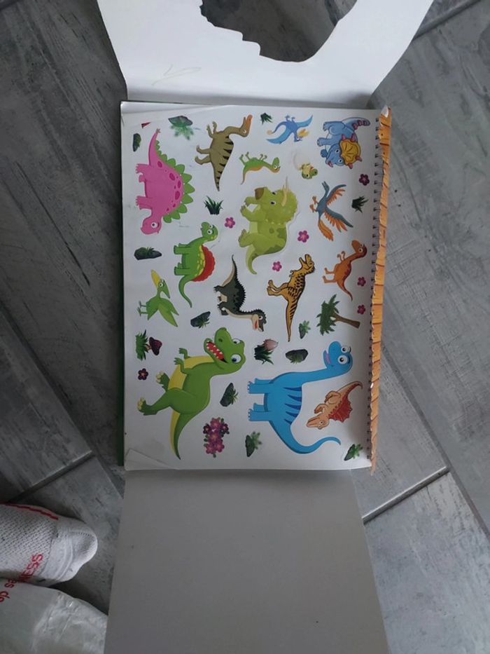 Livre le monde des dinosaures - photo numéro 6