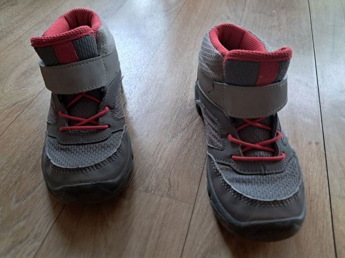 Chaussures de randonnée 28 - photo numéro 4