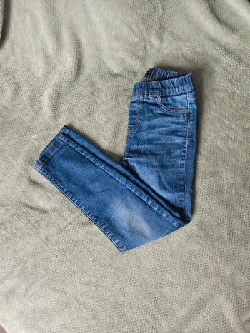 Jean slim TEX taille 9-10 ans